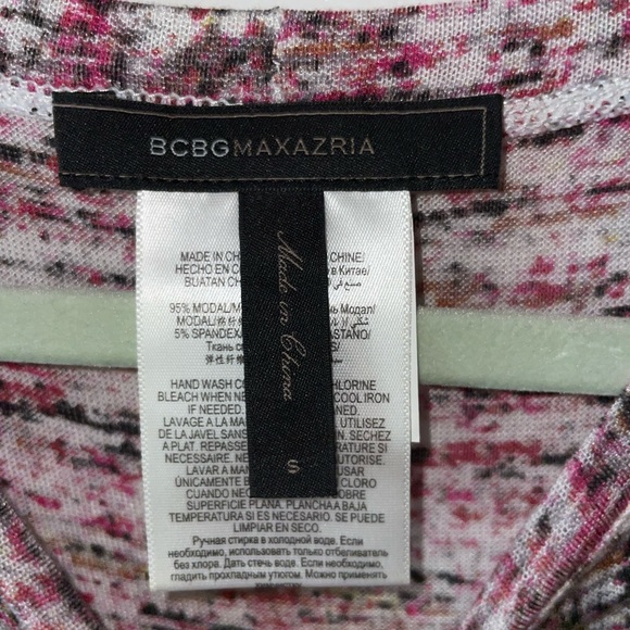 ❣️❗️💗2 for 1 SALE💗❗️❣️ Two BCBG Complimentary Tops - Picture 4 of 4